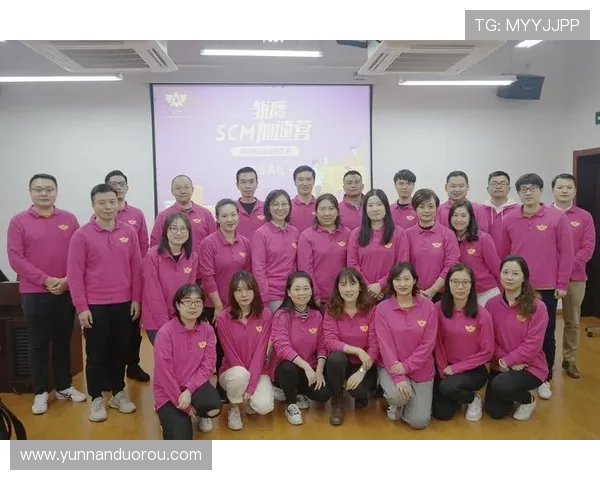 成都与上海篮球队赛后复盘团队协作表现分析与启示 成都与上海篮球队赛后复盘团队协作表现分析与启示